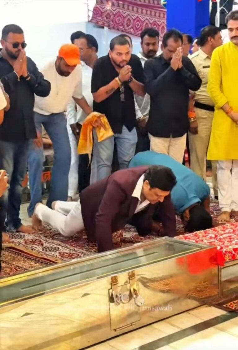 अभिनेता गोविंदा ने जाम सांवली मंदिर में किए दर्शन हनुमान जी की पूजा-अर्चना कर लिया आशीर्वाद, मंदिर समिति ने किया स्वागत