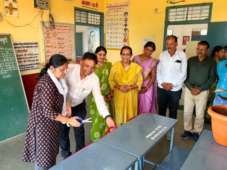 मिशन बेंचमार्क के तहत प्राथमिक विद्यालय मांगरूल को 5 सेट फर्नीचर प्रदान
