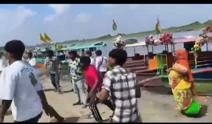 वृंदावन में नाविकों के साथ मारपीट की सूचना, कई घायल दो नाविकों की हालत गंभीर बताई गई, घटना की जांच जारी