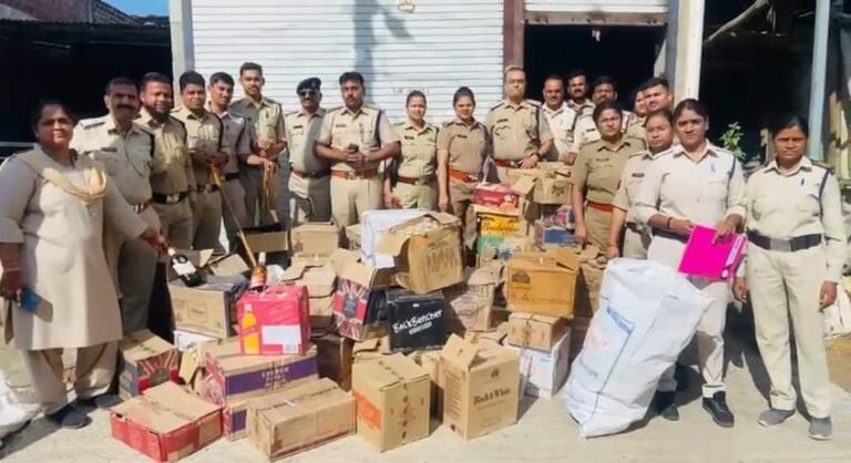 बड़ोदिया खान में आबकारी विभाग की कार्रवाई, 69 पेटी मदिरा जब्त 651 लीटर मदिरा बरामद, प्रकरण में वैधानिक कार्रवाई जारी