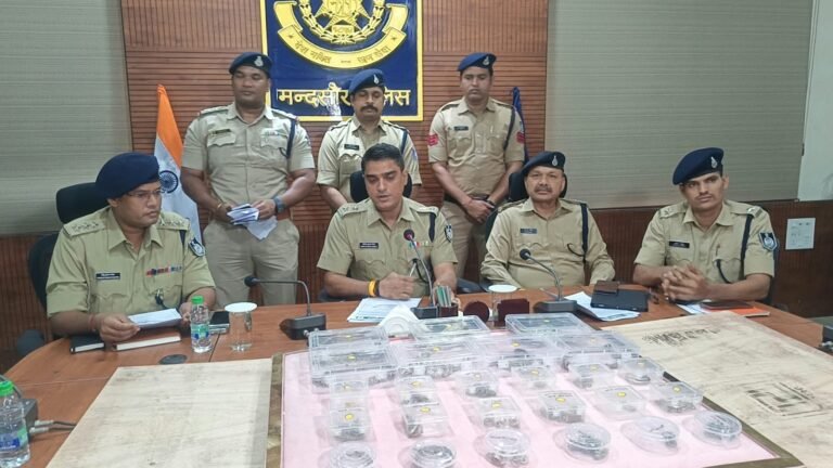 पीपल्यामंडी पुलिस की कार्रवाई, दो अंतरराज्यीय आरोपियों से लाखों के जेवरात बरामद