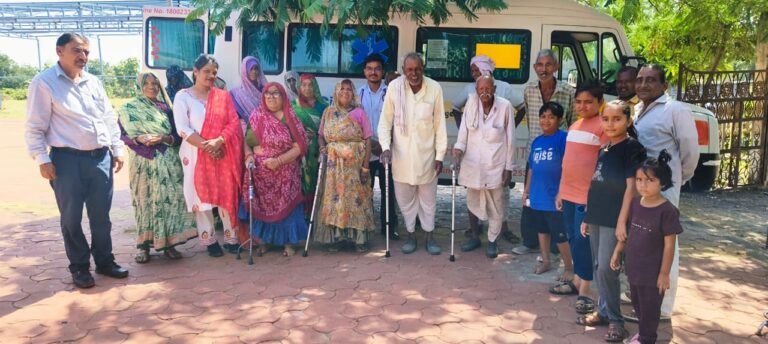 अंतरराष्ट्रीय वृद्धजन दिवस पर जरूरतमंद वरिष्ठजनों को सहायक उपकरण वितरित