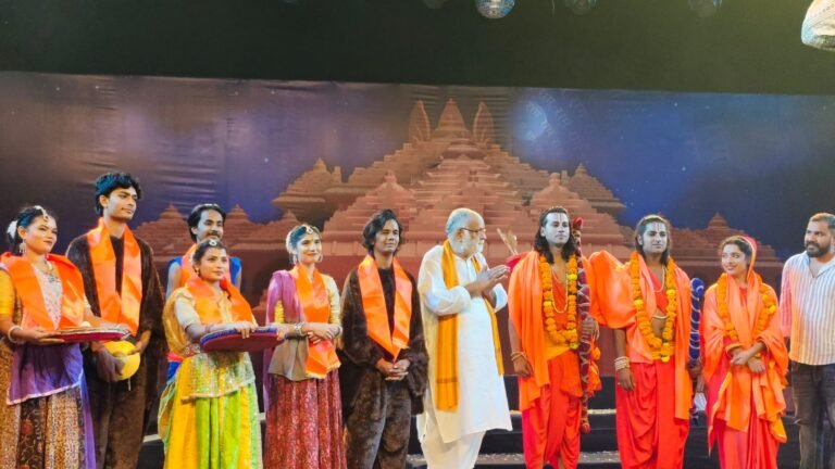 लटेरी में भव्य श्री रामलीला महोत्सव, विधायक उमाकांत शर्मा ने कलाकारों का किया सम्मान