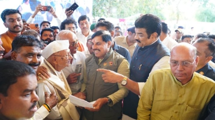 ऑनलाइन ठगी के मामले में मुख्यमंत्री ने सागर आईजी और एसपी को त्वरित कार्रवाई के दिए निर्देश