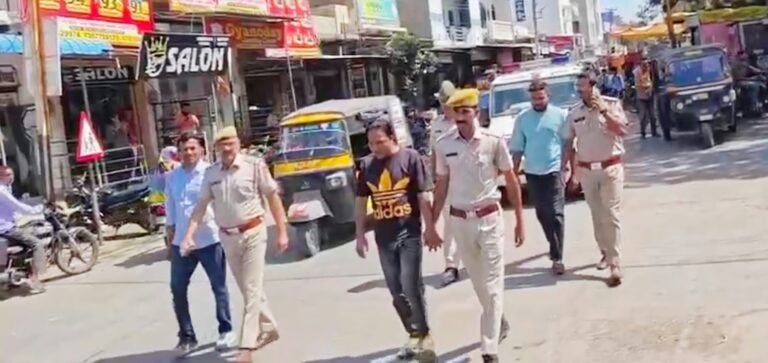 भवानीमंडी में ऑनलाइन सट्टे के मामले में पुलिस की कार्रवाई, एक आरोपी गिरफ्तार व्हाट्सएप ग्रुप के जरिए सट्टा संचालित करने का आरोप, अन्य लोगों की तलाश जारी