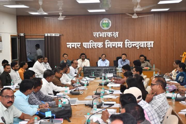 जनगणना 2027 के द्वितीय चरण के लिए जिला एवं चार्ज अधिकारियों का दो दिवसीय प्रशिक्षण शुरू जनवरी-फरवरी 2027 में होगा जनगणना का द्वितीय चरण, स्व-गणना के लिए मिलेगा 15 दिनों का समय