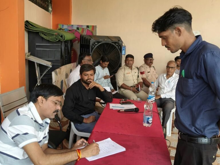 संस्कृति राज्यमंत्री धर्मेन्द्र सिंह लोधी की जनसुनवाई में 24 आवेदन प्राप्त, अधिकारियों को दिए त्वरित कार्रवाई के निर्देश